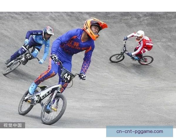 BMX比赛精彩纷呈，谁能夺魁？