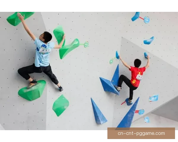 攀岩公开赛：挑战高峰，争夺荣耀