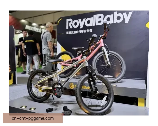 自行车赛事预测：揭秘未来赛季冠军热门，分析技术战术与选手实力